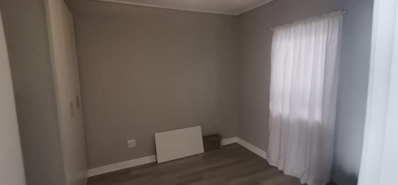 To Let 2 Bedroom Property for Rent in Royal Ascot Western Cape